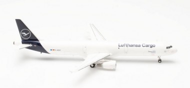 Herpa 572439 Airbus A321P2F Lufthansa Cargo 