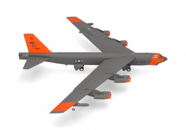 Herpa 573726 Boeing B-52H Stratofortress U.S. Air For 