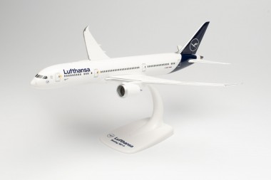 Herpa 613453 SnapFit: Boeing 787-9 Dreamliner LH 