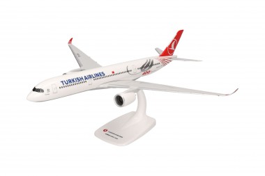 Herpa 614689 SnapFit: Airbus A350-900 Turkish 