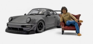 Solido S1807517 RWB Bodykit Nardo grau mit Figur 