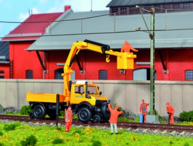 Kibri 14991 Zweiwege UNIMOG GleisBau mit Arbeitskran 