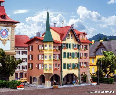 Kibri 36801 Stadthäuser Biel, 3 St. 