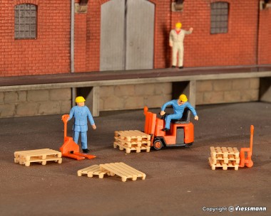 Kibri 38147 Deko-Set Stapler und Paletten 