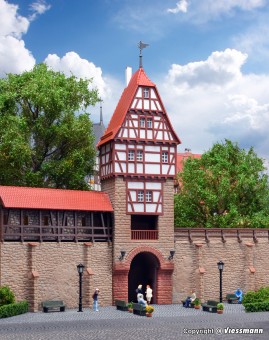 Kibri 38914 Stadtmauer mit Fachwerkturm in Weil 