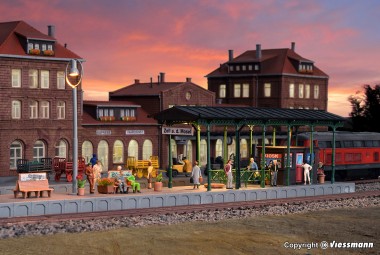 Kibri 39564 Bahnsteig Zell mit LED-Beleuchtung 