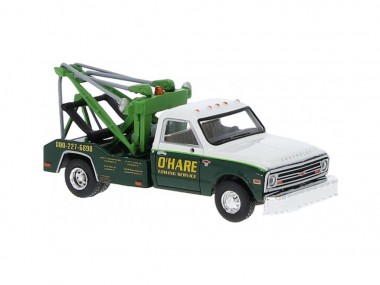 Brekina 19666 Chevrolet C30 Abschleppwagen O´Hare 