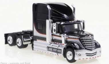 Brekina 85825 International Lonestar SZM schwarz/silbe 