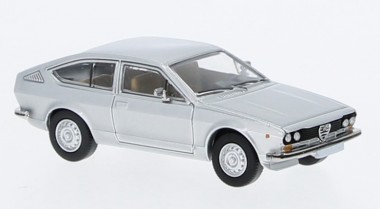 Brekina PCX870425 Alfa Romeo Alfetta GT silber (1974) 