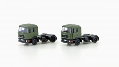 Lemke Minis 4065 MAN F90 Zugmaschine oliv 2er Set 