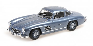 Minichamps 110037220 MB 300 SL (W198) hellblau-met. (1955) 