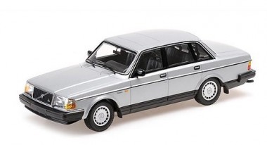 Minichamps 155171408 Volvo 240 GL Lim. silber (1986) 