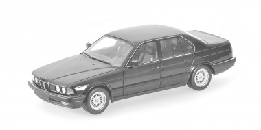 Minichamps 870024200 BMW 7er (E32) rot-met. (1986) 