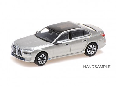 Minichamps 870024502 BMW I7 silber-met. (2023) 