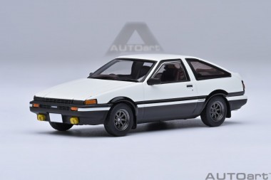 AUTOart 20031 Toyota Sprinter Trueno (AE86) Initial D 
