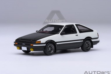 AUTOart 20036 Toyota Sprinter Trueno (AE86) Initial D  