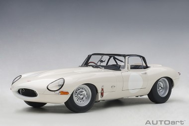 AUTOart 73649 Jaguar Lightweight E-Type weiß 2015 