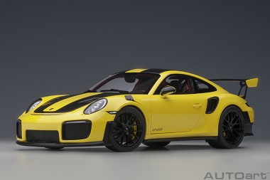 AUTOart 78172 Porsche 911 (991.2) GT2 RS yellow 