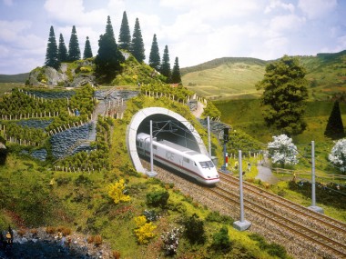Noch 58040 ICE-Tunnelportal 2-gleisig 