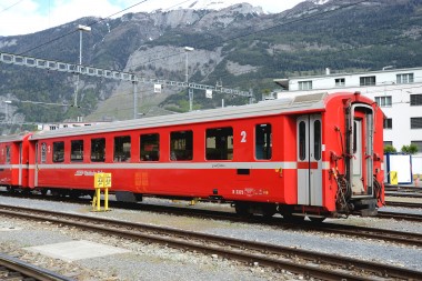 Bemo 3240173 RhB B 2443 Einheitswagen II refit 