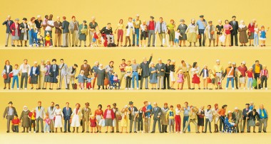 Preiser 13002 Auf Straßen und Plätzen 