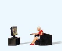 Preiser 28259 Vor dem Fernseher 