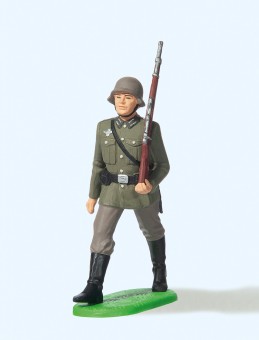 Preiser 56053 Soldat im Marsch, ohne Tornister 