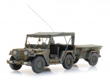 Artitec 6870568 M151 Jeep geschlossen und M416 Trailer 