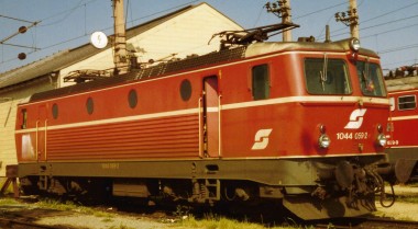 Jägerndorfer JC64510 ÖBB E-Lok Rh 1044.059 Ep.4 