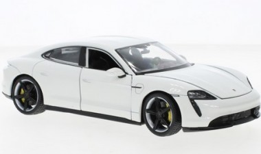 Welly WEL24107W Porsche Taycan Turbo S weiß 