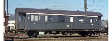 Brawa 46743 DB Personenwagen 1.Kl. Ep.3 