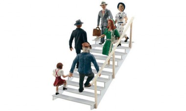 Woodland WA1954 HO Taking The Stairs 