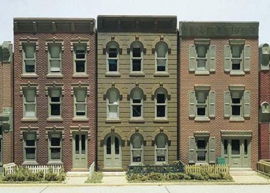 DPM DPM11400 Three Townhouse Flats (Frontages Only) 