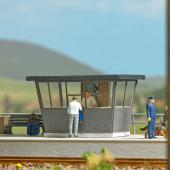 Busch 1378 Bahnsteigkiosk H0 