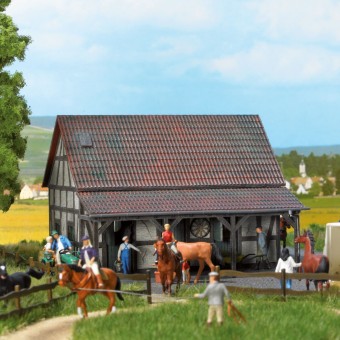 Busch 1403 Reiterhof Pferdestall 