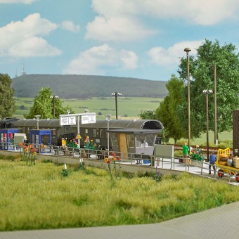 Busch 1957 Bahnsteig mit Rampe H0 