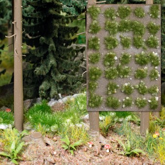 Busch 3558 Grasbüschel mit Steinen Spätsommer 