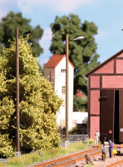 Busch 4118 Bahnhofsleuchte weiß eckig 