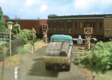 Busch 5958 DB Bahnübergang Warnblinkanlage 