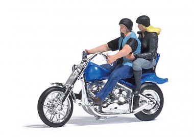 Busch 7860 US Motorrad mit Bikerpärchen 