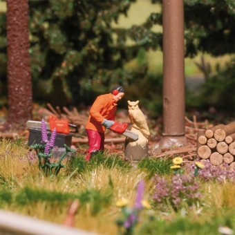 Busch 79885 A-Set: Kettensägenschnitzen H0 