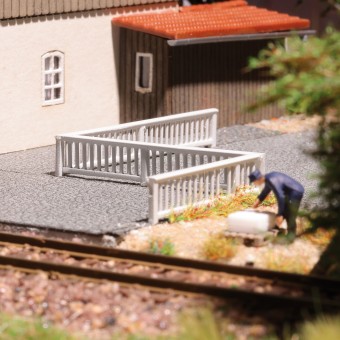 Busch 8130 M-Set: Geländer/Zaun 