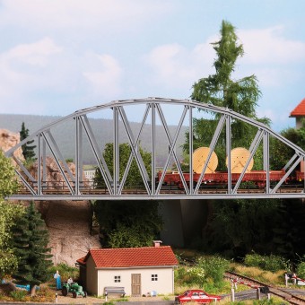 Busch 8844 Stahlbogenbrücke 