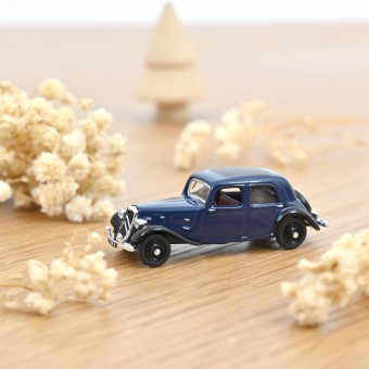 Norev 153028 Citroën Traction 7A blau/schwarz 1934 