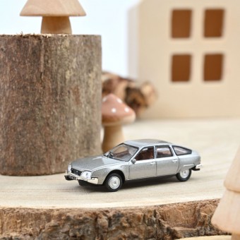 Norev 159024 Citroen CX2000 grau (1977) 