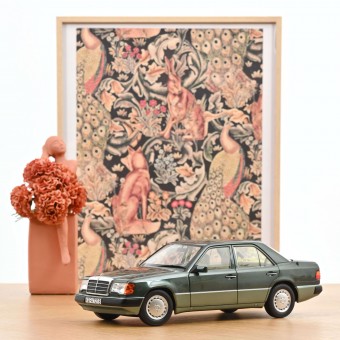 Norev 183952 MB E-Klasse Lim. grün-met. (1990) 