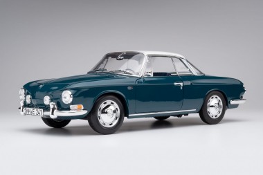 Norev 188646 VW Karmann Ghia Typ34 sea blue/white 