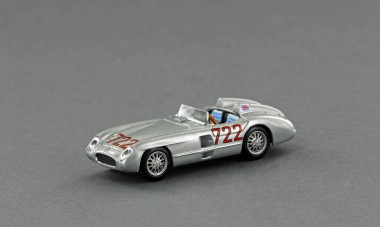 LEGRAND LE87302 MB 300 SLR Roadster 