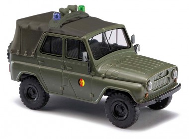 Busch Autos 52118 UAZ469 NVA Kolonnen KFZ 