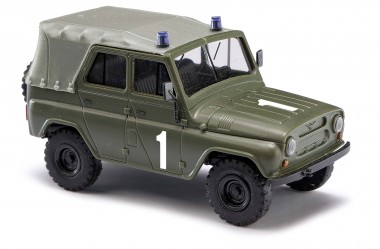 Busch Autos 52120 UAZ 469 mit geschlossenem Verdeck BW 
